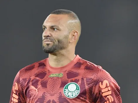 Grêmio aproveita Palmeiras em Porto Alegre para fechar com Weverton