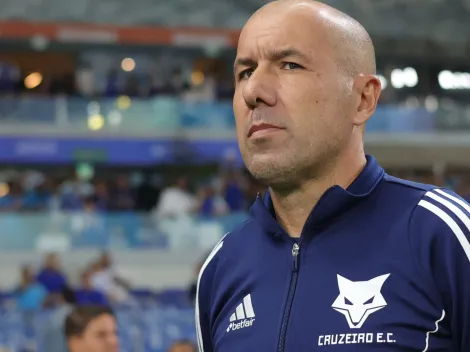 Leonardo Jardim tem dúvida no meio-campo para Ceará x Cruzeiro
