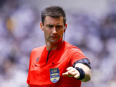 Arbitragem de Jonathan Benkenstein conta com lance polêmico contra o Corinthians