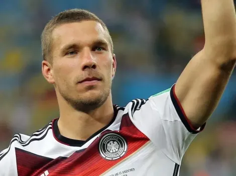 Podolski ‘enlouquece’ com título do Flamengo contra o Palmeiras: “Agora somos tetracampeão”