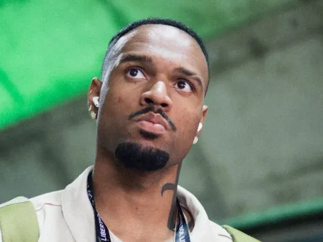 Carlos Miguel manda recado a Abel sobre titularidade em 2026