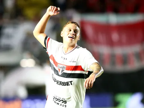 Maik cresce no São Paulo na reta final da temporada