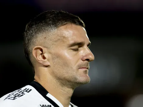 Vegetti arruma problema nos bastidores do Vasco