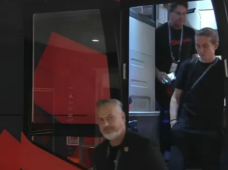 Flamengo chega ao estádio para a final com o PSG