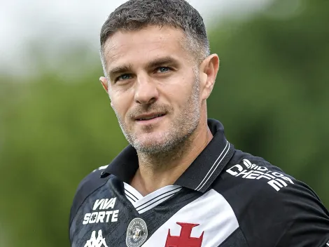 Vegetti, do Vasco, enche o Corinthians de elogios