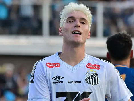 Santos inicia ano contando com Rollheiser no elenco