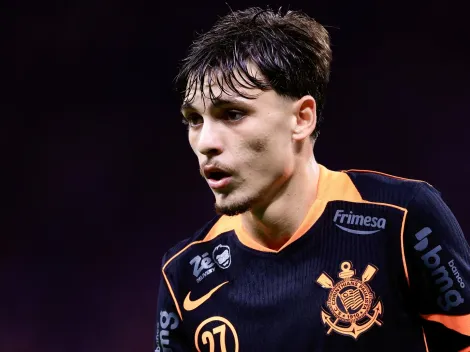 Breno Bidon é comparado a Bergkamp por torcedores holandeses