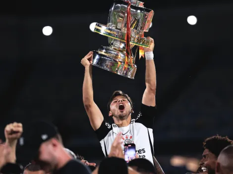 Romero provoca Palmeiras na festa do Corinthians após Copa do Brasil