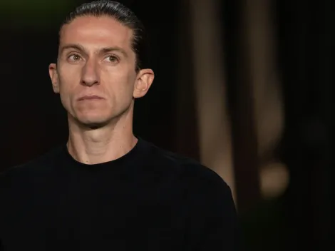 Flamengo envia nova proposta para Filipe Luís e aguarda resposta do treinador sobre renovação