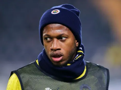 Atlético-MG avança para fechar a contratação do volante Fred, do Fenerbahçe