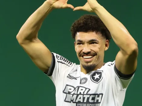 Cruzeiro prepara chapéu no Grêmio e se aproxima de Adryelson