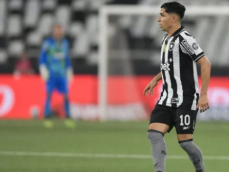 Grêmio negocia Savarino do Botafogo para 2026