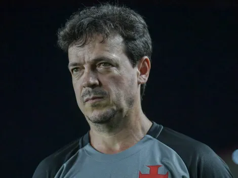 Vasco supera obstáculos e confirma renovação de Carlos Cuesta