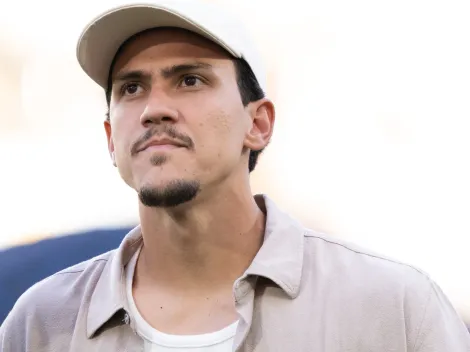 Pedro segue com moral mesmo com busca do Flamengo por atacante