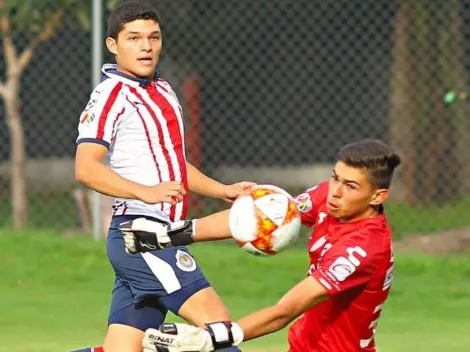 Chevy Martínez sueña con enfrentar a Lainez en un Clásico