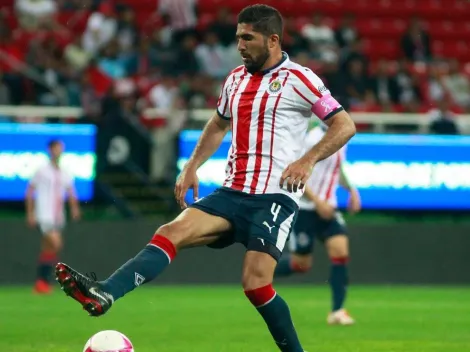 Chivas quiere renovar los contratos de Jair Pereira y Chofis López