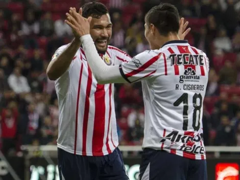 Ronaldo Cisneros impresiona a Amaury Vergara con sus goles