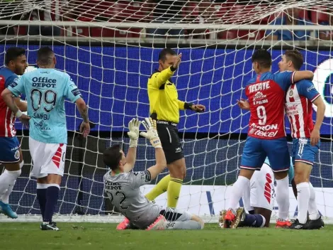 Video | Gol de Isaac Brizuela pone el empate para Chivas