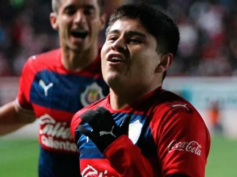 VIDEO: Golazo de la Chofis López para adelantar a Chivas