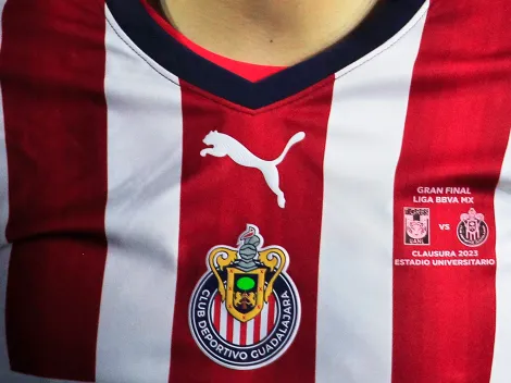 Hierro ya busca acomodar a este jugador de Chivas