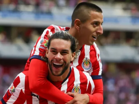 Chivas recibió una oferta desde Brasil por Piojo Alvarado