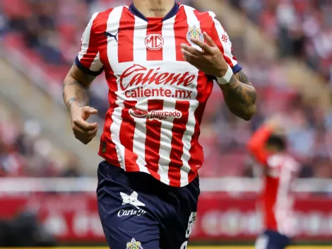 El jugador que regresaría a la titularidad en el Chivas vs. León