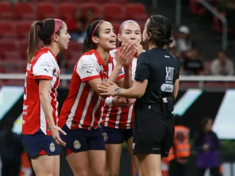 Caro y Yamile desataron una pelea en el vestidor de Chivas Femenil