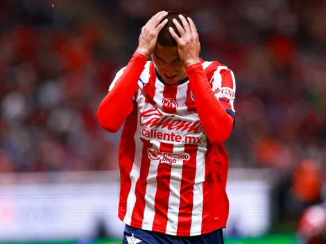 Roberto Alvarado SÍ recibirá castigo por parte de la directiva de Chivas