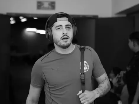 Mozo se fue a curar sus penas fuera de Chivas