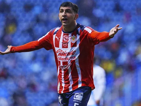 Bryan González enciende una alarma en Chivas tras ser sustituido vs. Puebla