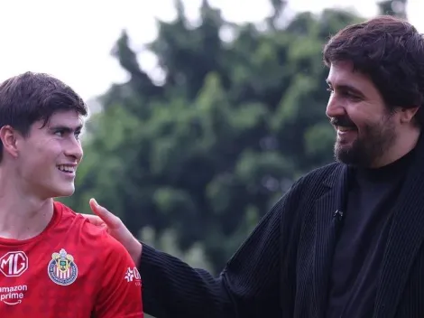 El tremendo detalle de Amaury Vergara con Armando González por ser campeón de goleo