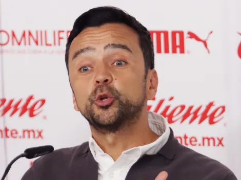 Los 2 motivos que retrasarían la llegada de un defensa a Chivas