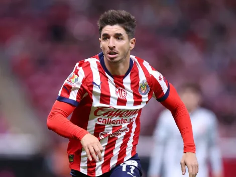 La decisión que tomó Isaác Brizuela tras no entrar en planes de Chivas