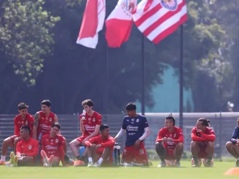 Los 9 jugadores que no entran en planes de Chivas para el Clausura 2026