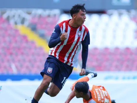 No solo Aguayo: Diego Latorre también pide pista en Chivas