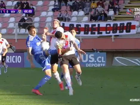 Tarjeta roja para Brun deja a la U con uno menos contra Curicó Unido
