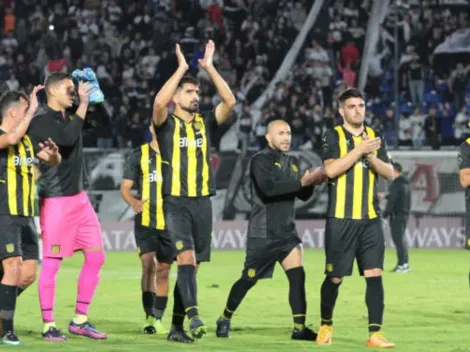 ¡Acá no pasó nada! Dos ex técnicos de la U en la mira para el banco de Peñarol