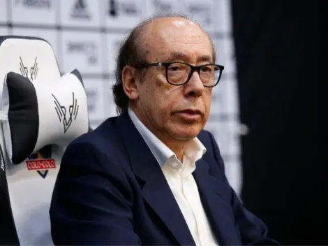 Stöhwing se cansó de las críticas en Colo Colo por el tema de las renovaciones