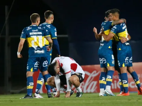 Everton cierra un gran triunfo ante Curicó y el DT Damián Muñoz pende de un hilo