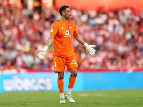 Prensa española on fire con actuación de Claudio Bravo