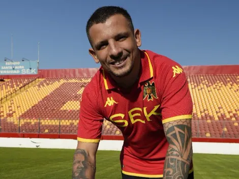 Referente de la UC se lanza contra Vecchio: “Hizo trampa”