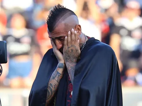 Llegó en helicóptero y montó a caballo: Arturo Vidal se quebró en su gran bienvenida a Colo Colo