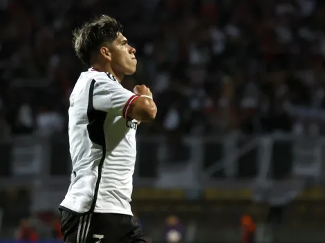 Carlos Palacios está feliz de seguir en Colo Colo y reconoce diálogo con Riquelme