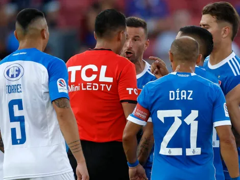 Hinchas de la U perdieron la paciencia con Luciano Pons tras expulsión frente a Audax italiano 