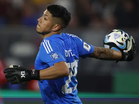 Formador de Claudio Bravo explica por qué prefiere a Cortés