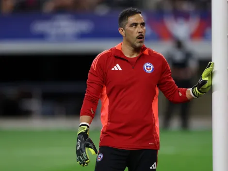 ¿Se retira del fútbol? Claudio Bravo deja en suspenso su futuro: “Veremos si…”