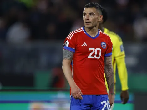 DT con breve paso por La Roja defiende a Charles Aránguiz