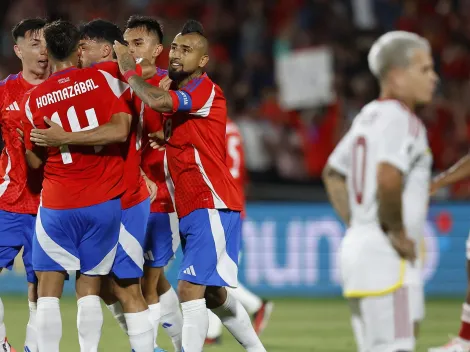 La Selección Chilena golea a Venezuela y sigue con vida