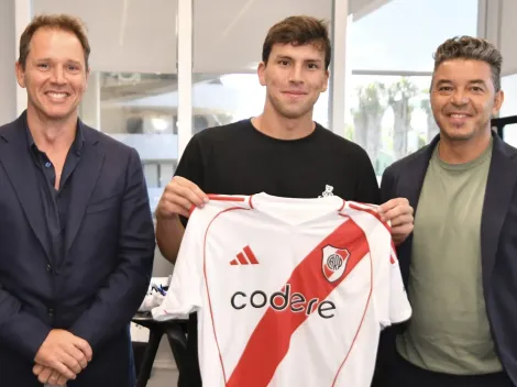 Acompañado por Gallardo: Gonzalo Tapia firma su contrato en River