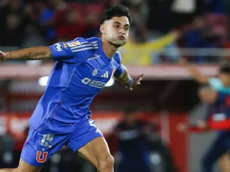 "Lo que hace la gente...": Altamirano se saca el sombrero por la hinchada de la U